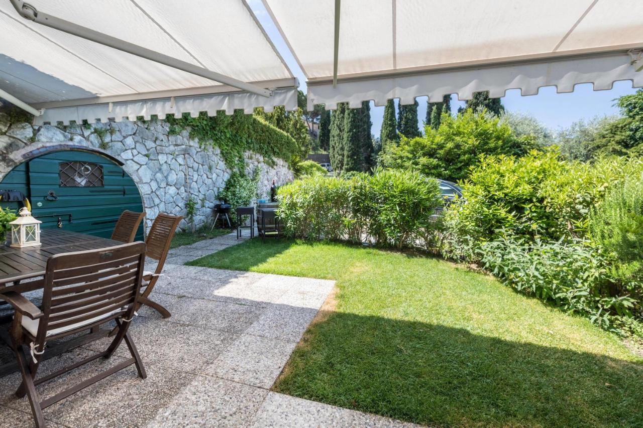 Residence La Mignon Oleandri Torri Del Benaco Extérieur photo